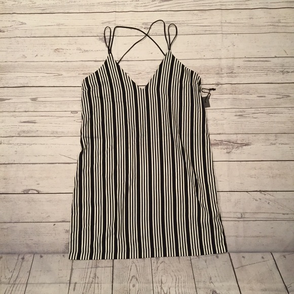 Forever 21 Dresses & Skirts - Contemporary Black & White Vertical Stripe Dress
